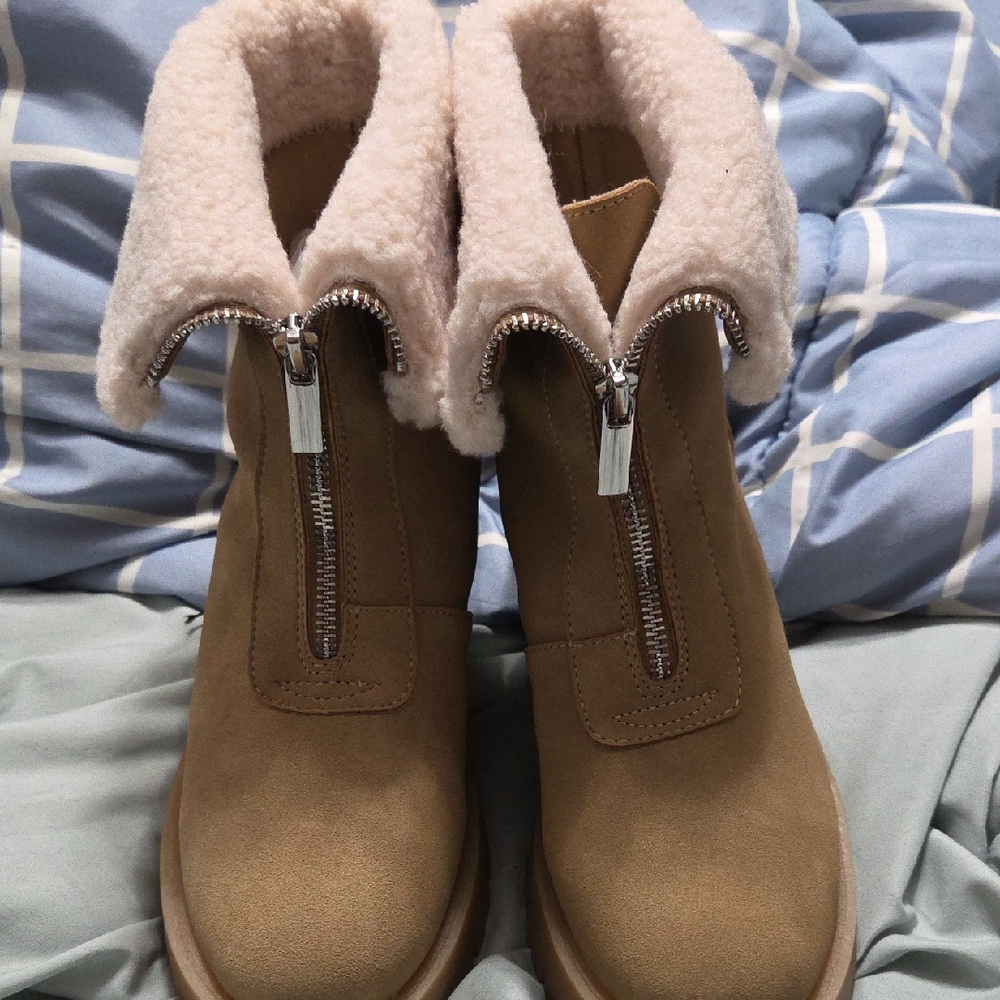 No Boundaries Tan Boots with Cream Lining